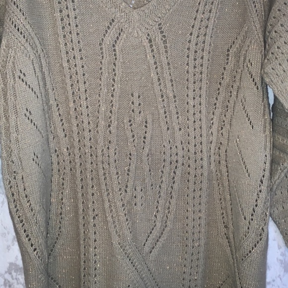 Vintage Dana Scott Woven V Neck Tunic Sweater Beige with Gold Thread Size Large - Picture 4 of 9